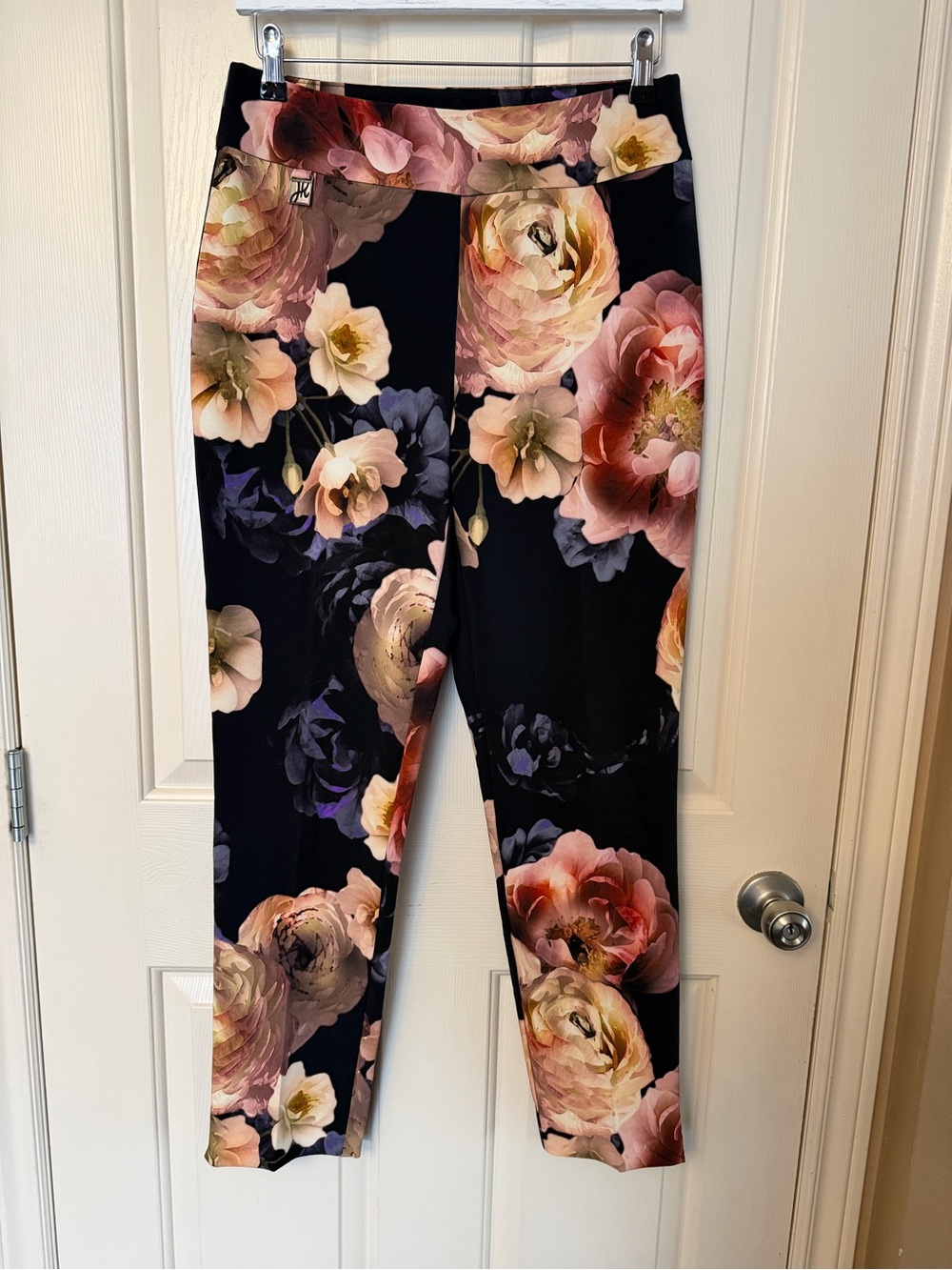 Joseph Ribkoff Floral Print Black Ponte Pants Size 8